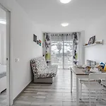 Апартаменти En El Dorado Playa De Americas Плайя-де-лас-Амерікас