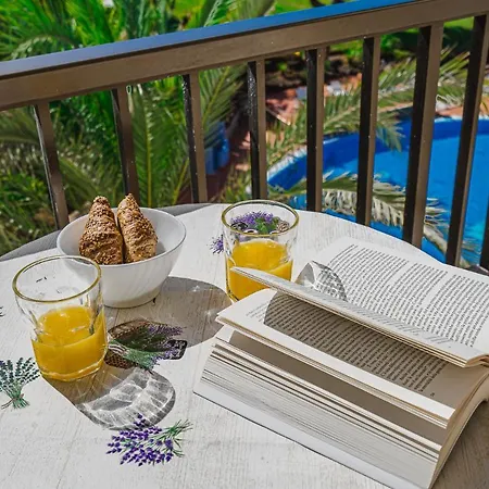 En El Dorado Playa De Americas * Playa de las Americas (Tenerife)